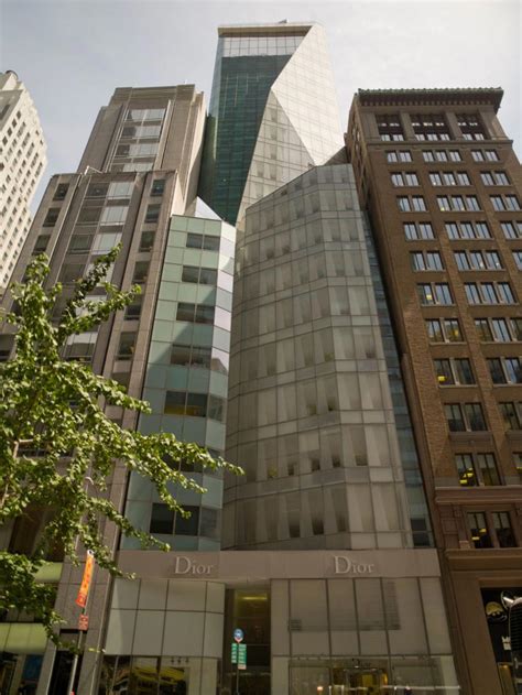 Prada buys NYC flagship Fifth Avenue store building for 5M